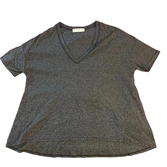 Urban Outfitters ?Oversized V‎ Neck Grey Tee Size Medium - Picture 2 of 4